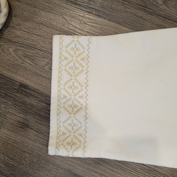 Gloria Vanderbilt All Around Slimming Effect Capri White Jean – Size 8 - NWT - Picture 11 of 12